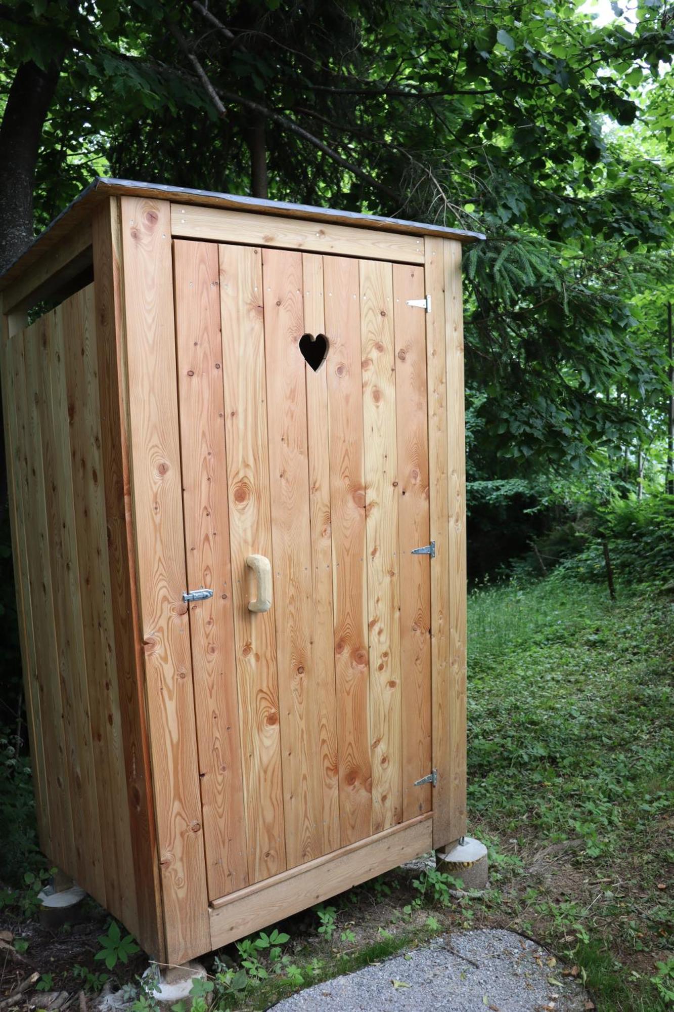 Отель T'Glamp Bee House Rovte Экстерьер фото